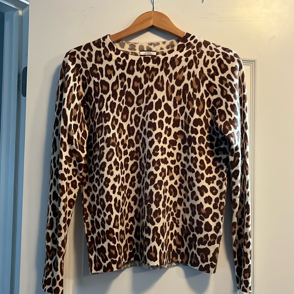 Brand new J. Crew leopard print cashmere sweater size small